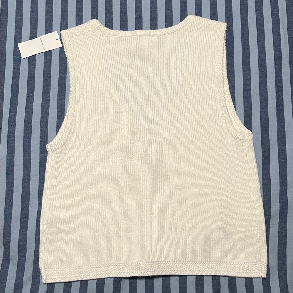 Abercrombie & Fitch Knitted Vest - Picture 3 of 3